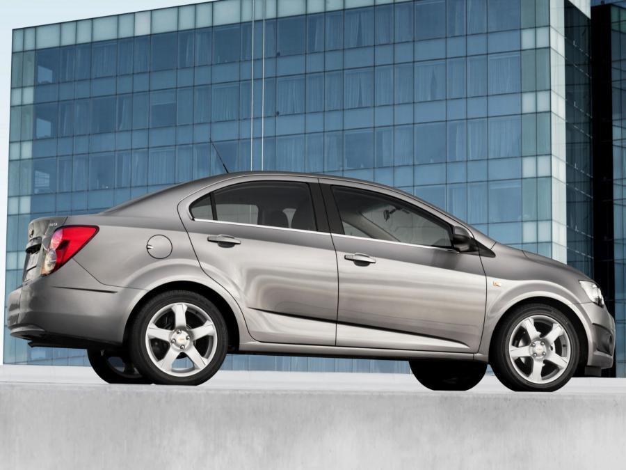  Chevrolet Aveo Sedan 2011 года  (фото 14 из 58)